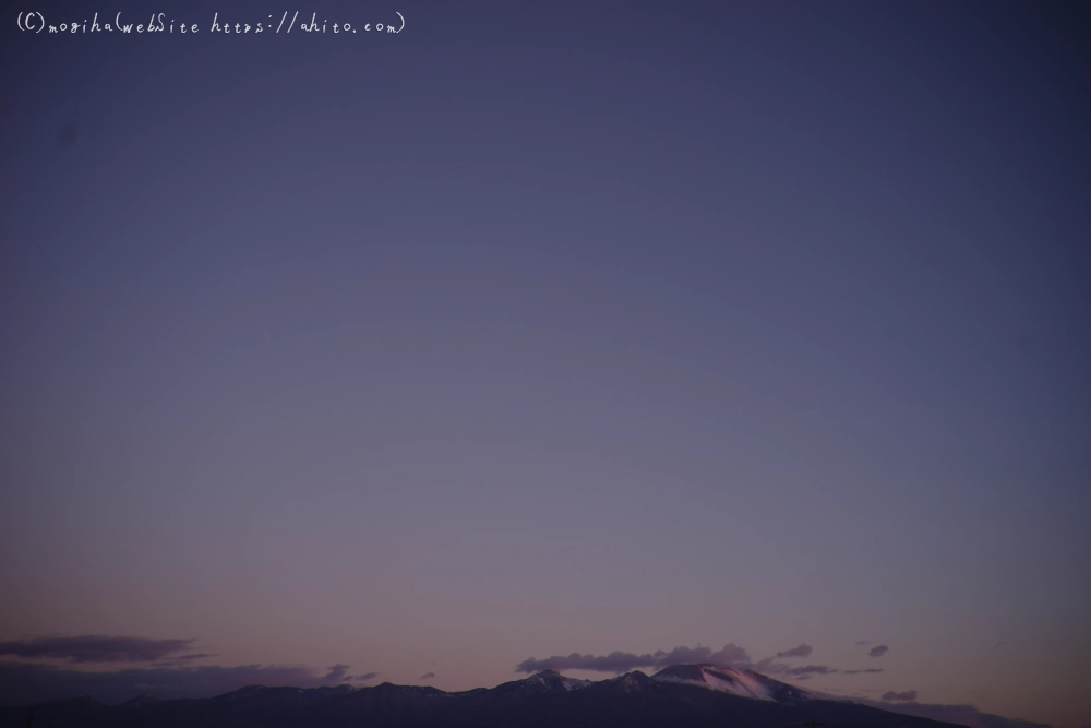 空と山と草原・３ - 05